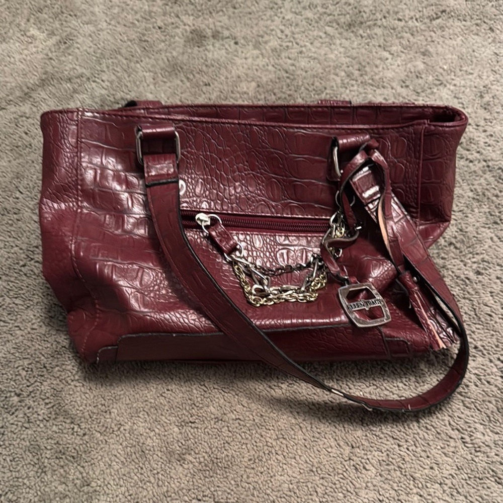 Ellen Tracy Red Shoulder Bag with Glossy Finish